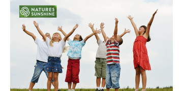 Terveellinen ruokailu lapsille ja nuorille: miksi kansallinen strategia-asiantuntija suosittelee aloittamista jo varhaisessa iässä.